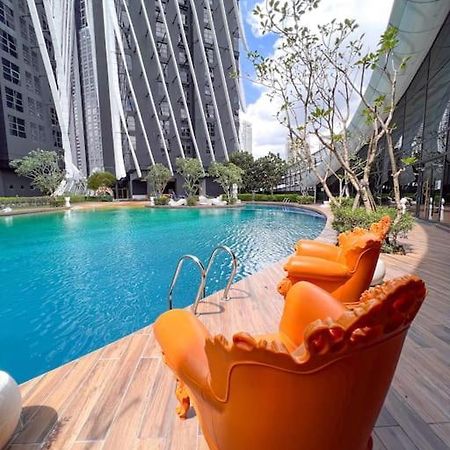 Modern Suites At Arte Mont Kiara By Iconique Kuala Lumpur Exterior foto