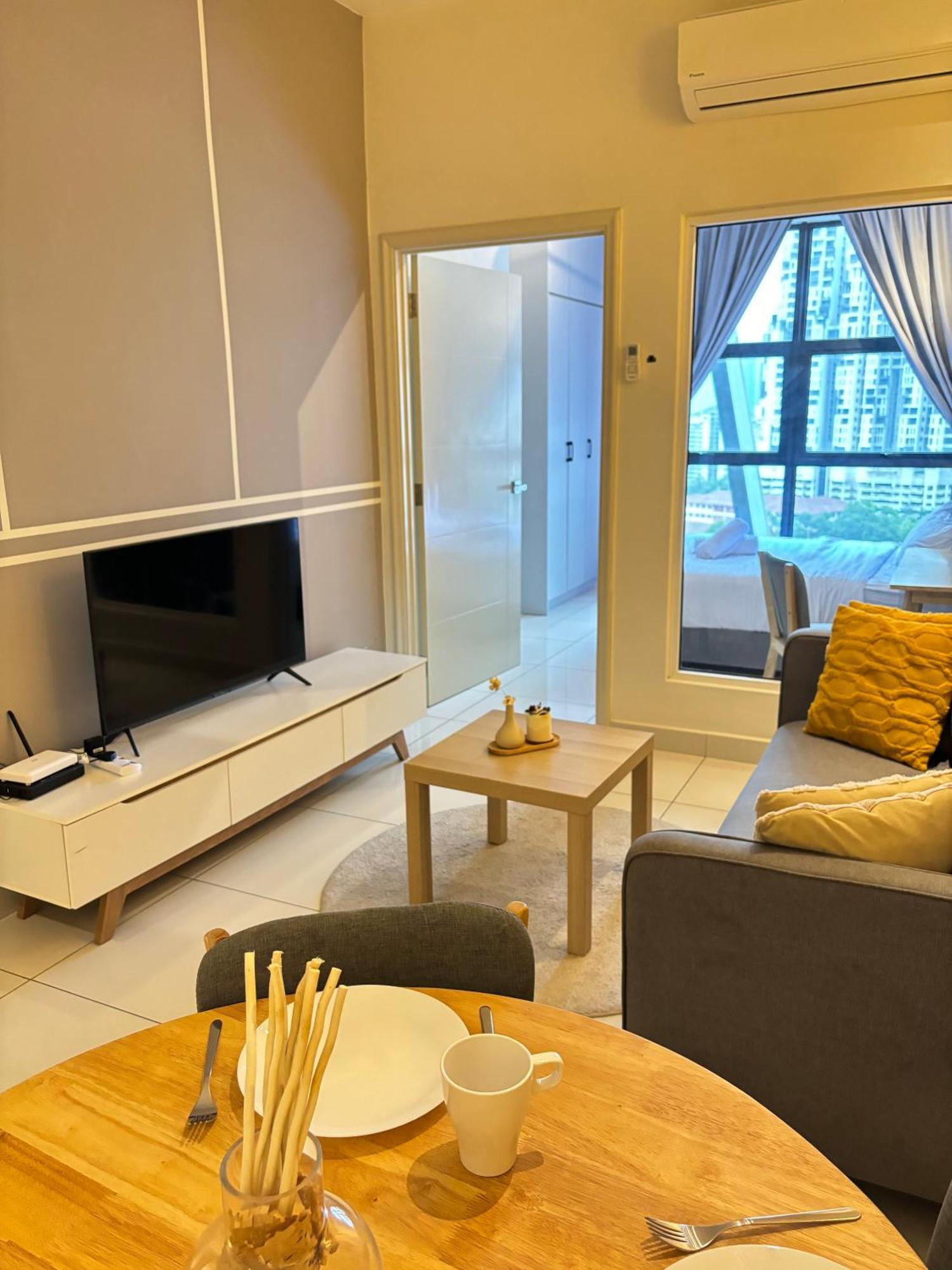 Modern Suites At Arte Mont Kiara By Iconique Kuala Lumpur Quarto foto